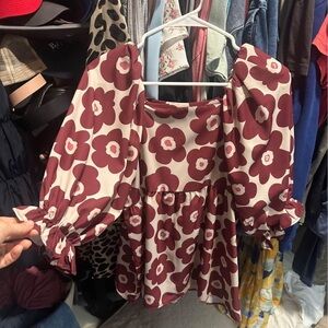 Boutique top! Size small. Only worn a couple of times.